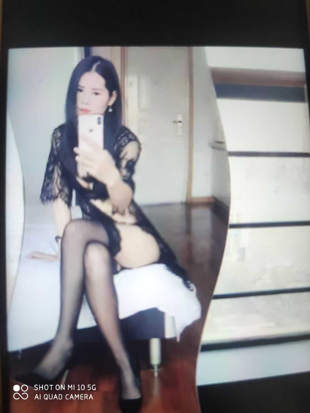 油坊桥美腿御姐雅琪